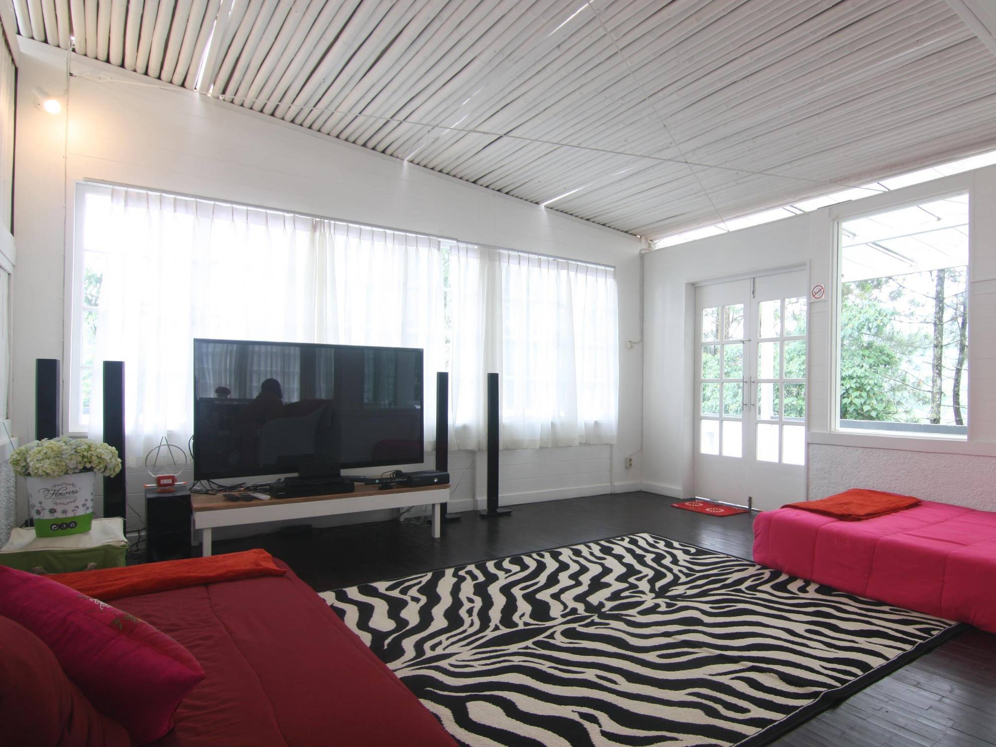 The Peak Home Lembang Exterior photo